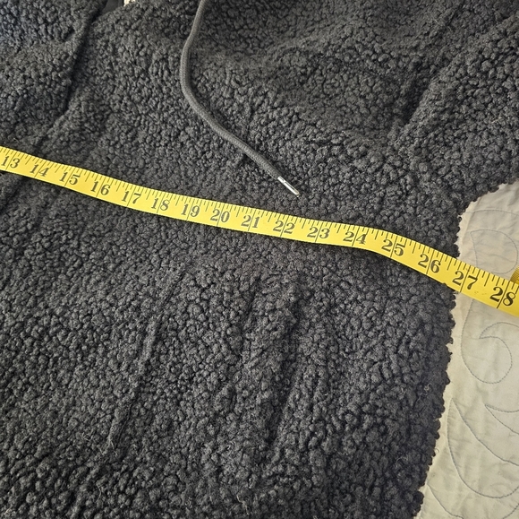 LBLC The Label Cozy Black Sherpa Oversized Jacket Women's Size Large NWT - Picture 7 of 8